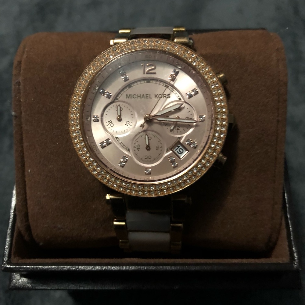 Women’s Rose Gold Michael Kors watch